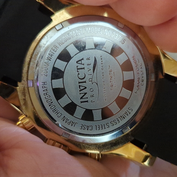 Invicta Waterproof watch for sale!! - Picture 3 of 4
